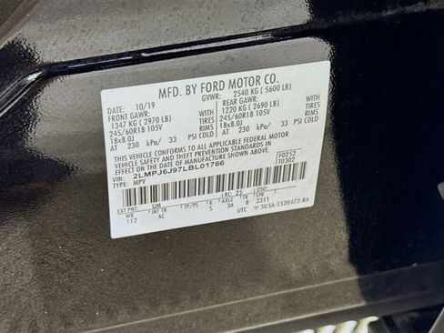 Used 2020 Lincoln Nautilus Standard w/ Equipment Group 101A image 36