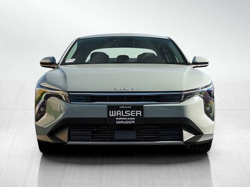 New 2025 Kia K4 EX image 2