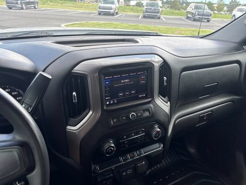 Used 2021 Chevrolet Silverado 1500 W/T w/ WT Fleet Convenience Package AWD/4WD image 17