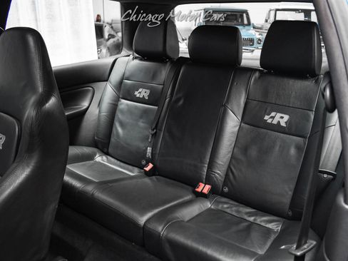 Used 2004 Volkswagen R32 image 21