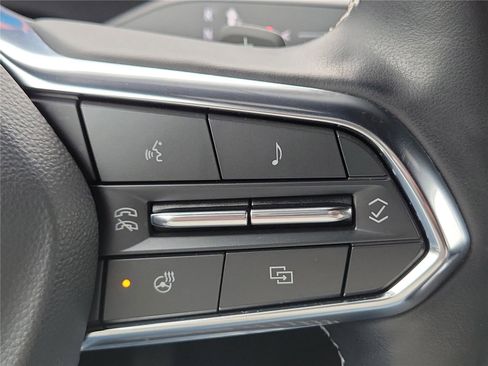 Used 2025 Chevrolet Traverse Z71 w/ Driver Confidence Package image 25