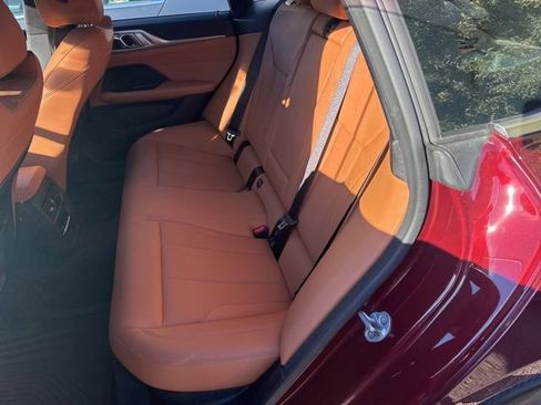 Used 2023 BMW i4 eDrive40 image 6