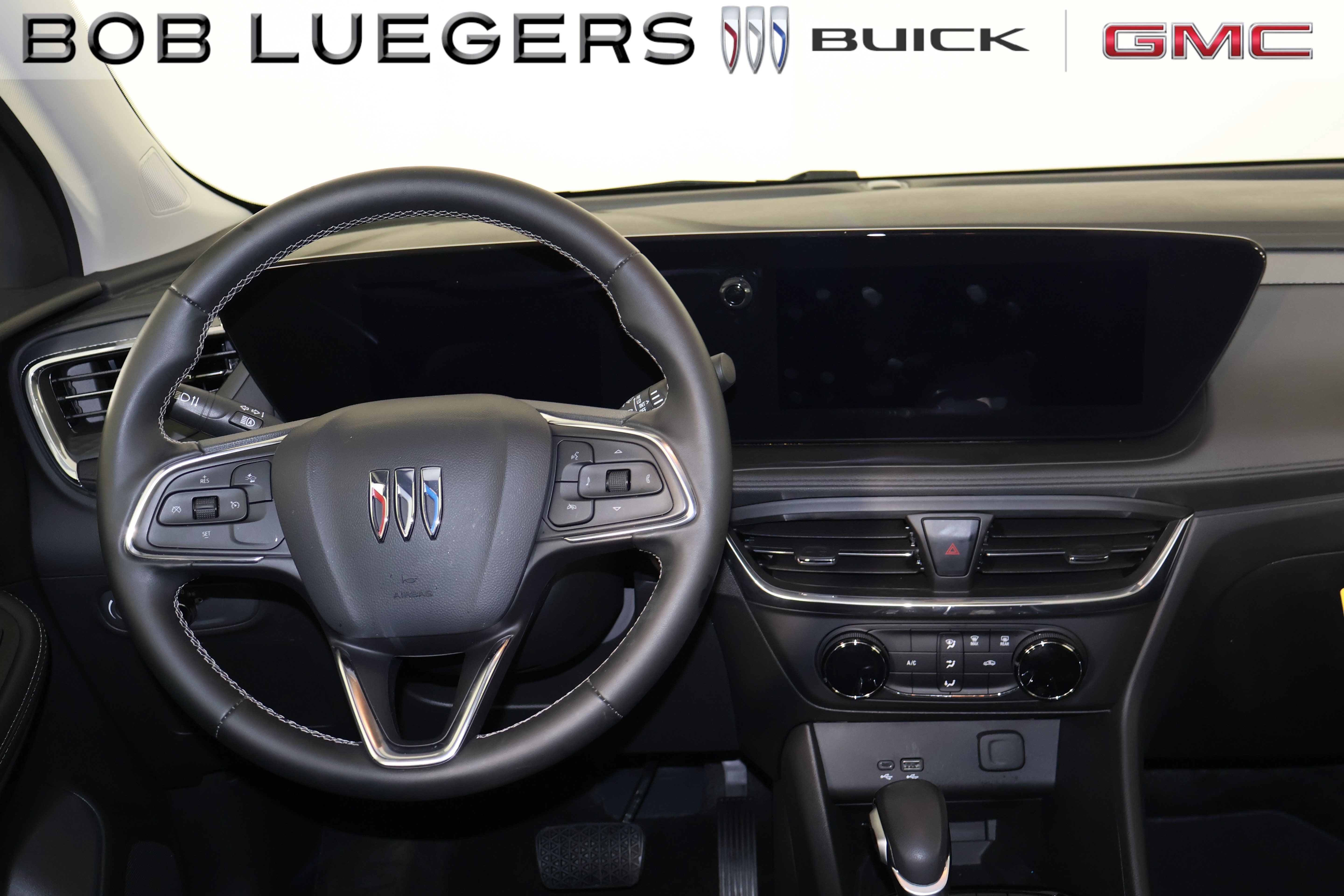 Certified 2024 Buick Encore GX Preferred FWD image 13