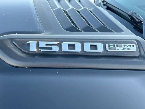 Used 2020 RAM 1500 Laramie w/ Sport Appearance Package image 13