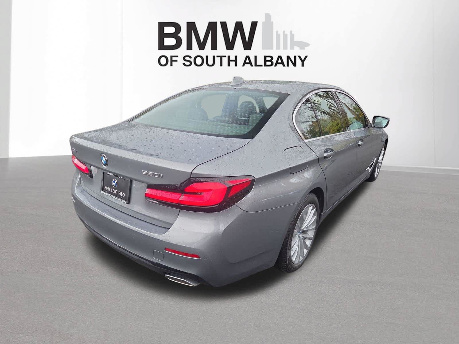 Used 2023 BMW 530i xDrive w/ Convenience Package AWD/4WD image 5