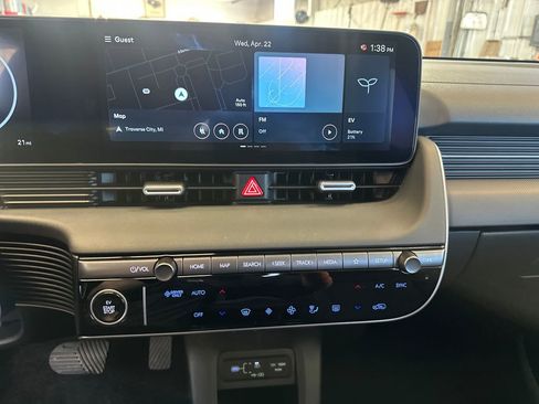 New 2026 Hyundai Ioniq 5 SE AWD/4WD image 16