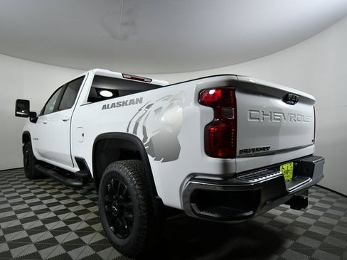 New 2026 Chevrolet Silverado 2500 LT image 13