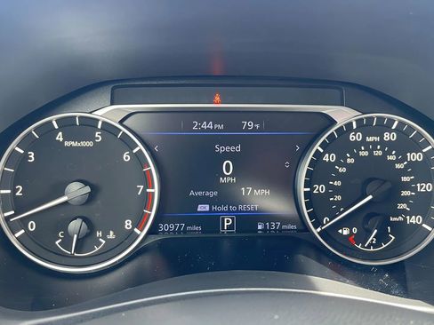 Used 2022 Nissan Altima 2.5 SR image 17