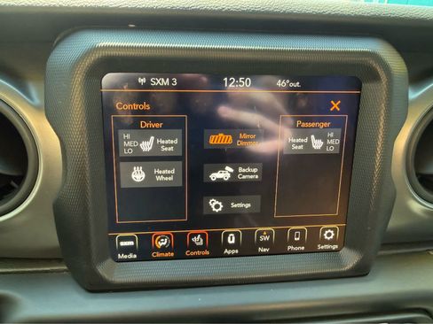 Used 2023 Jeep Wrangler Unlimited w/ Cold Weather Group AWD/4WD image 20