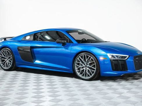 Used 2017 Audi R8 V10 plus AWD/4WD image 4