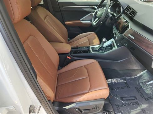 Used 2024 Audi Q3 2.0T Premium Plus image 13
