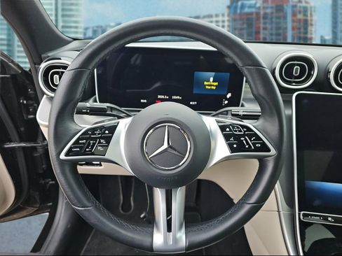 Used 2025 Mercedes-Benz C 300 4MATIC Sedan image 10
