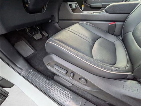 New 2026 Honda Pilot Elite image 4