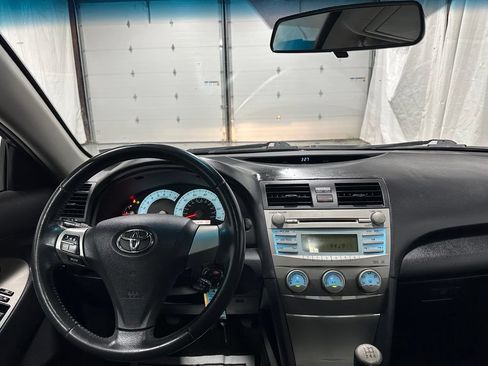 Used 2009 Toyota Camry SE FWD image 16