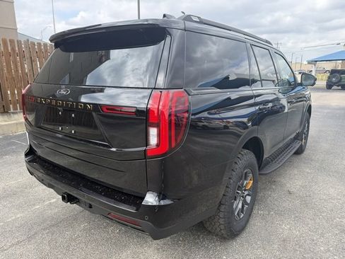 New 2026 Ford Expedition Tremor image 5