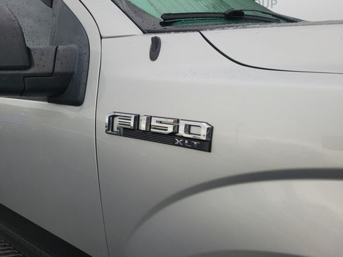 Used 2016 Ford F150 XLT w/ Equipment Group 302A Luxury AWD/4WD image 13