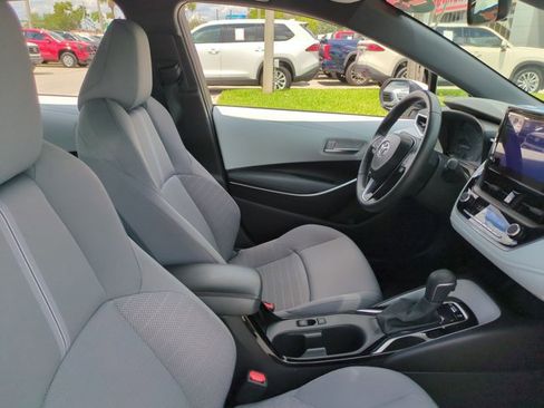 Certified 2025 Toyota Corolla SE FWD image 19