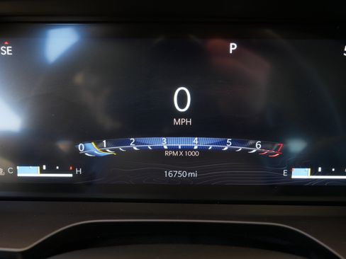 Used 2023 Jeep Grand Cherokee L Laredo w/ Luxury Tech Group I image 21