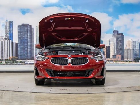 Used 2025 BMW 230i xDrive Coupe w/ M Sport Package image 4