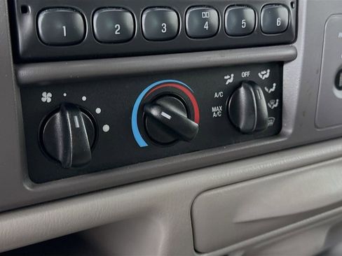 Used 1999 Ford F250 XLT AWD/4WD image 14