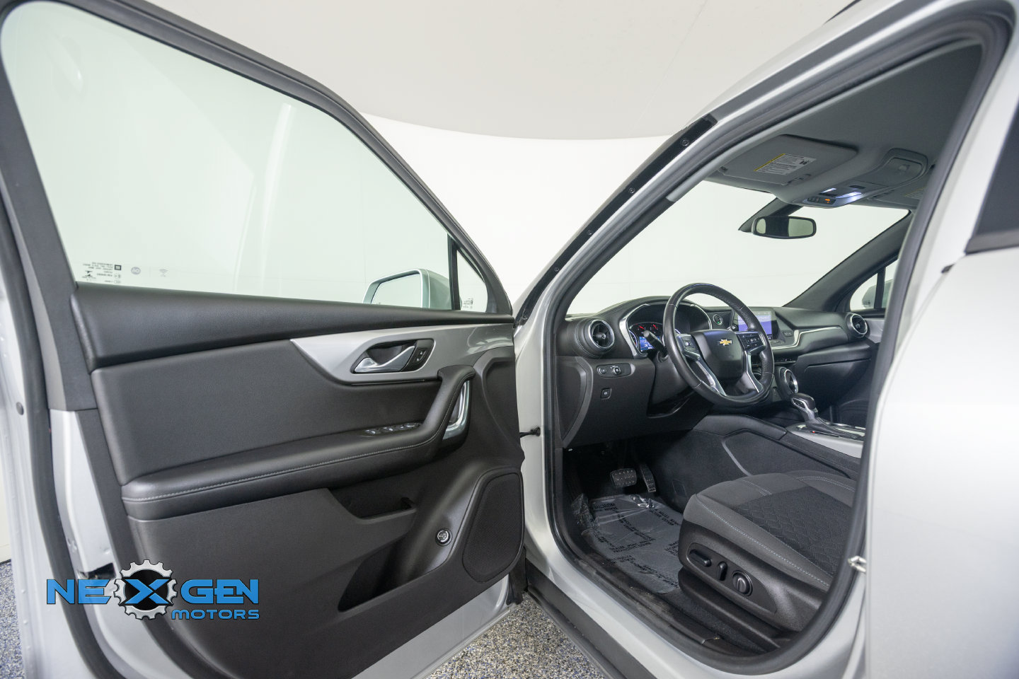 Used 2019 Chevrolet Blazer LT AWD/4WD image 10