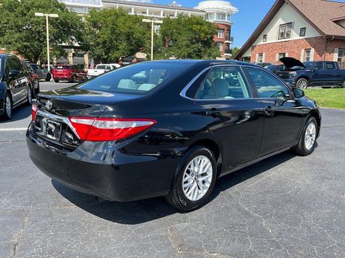 Used 2016 Toyota Camry LE FWD image 4