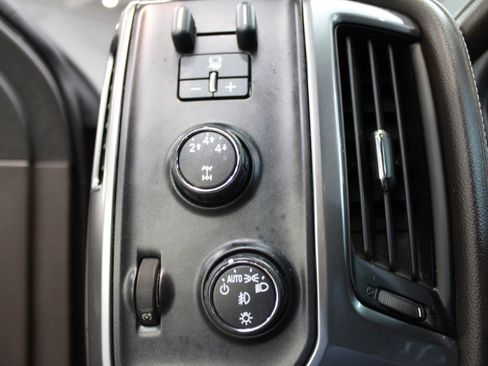 Used 2015 Chevrolet Silverado 2500 LTZ w/ Duramax Plus Package image 17