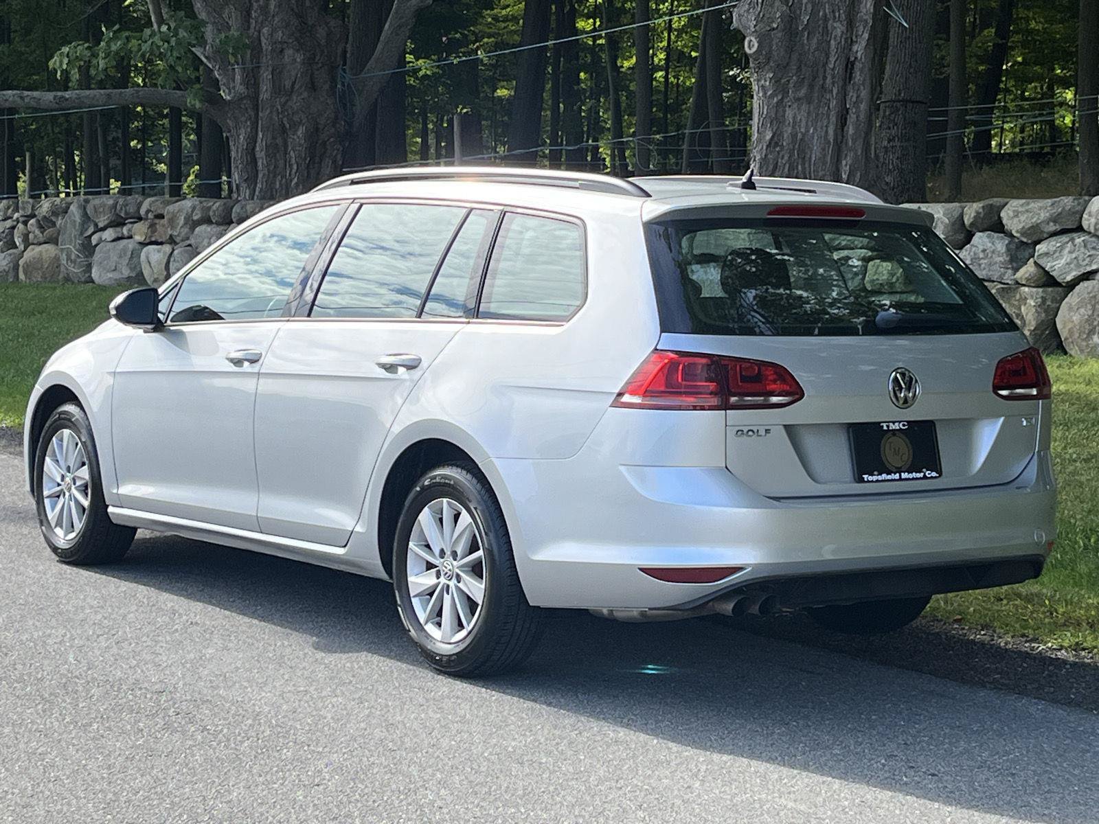 Used 2016 Volkswagen Golf S FWD image 23