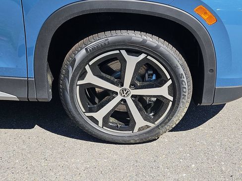 New 2026 Volkswagen Tiguan SE AWD/4WD image 4