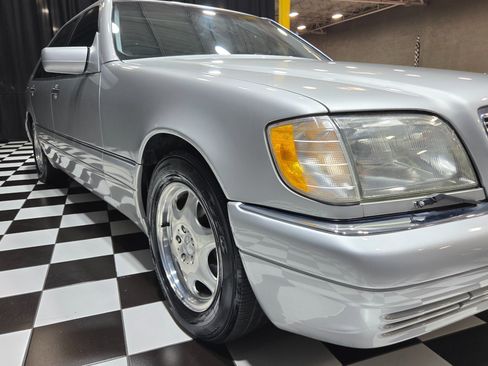 Used 1999 Mercedes-Benz S 500 Sedan image 55