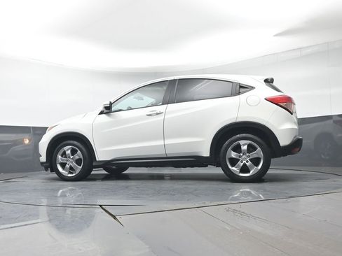 Used 2017 Honda HR-V EX image 25