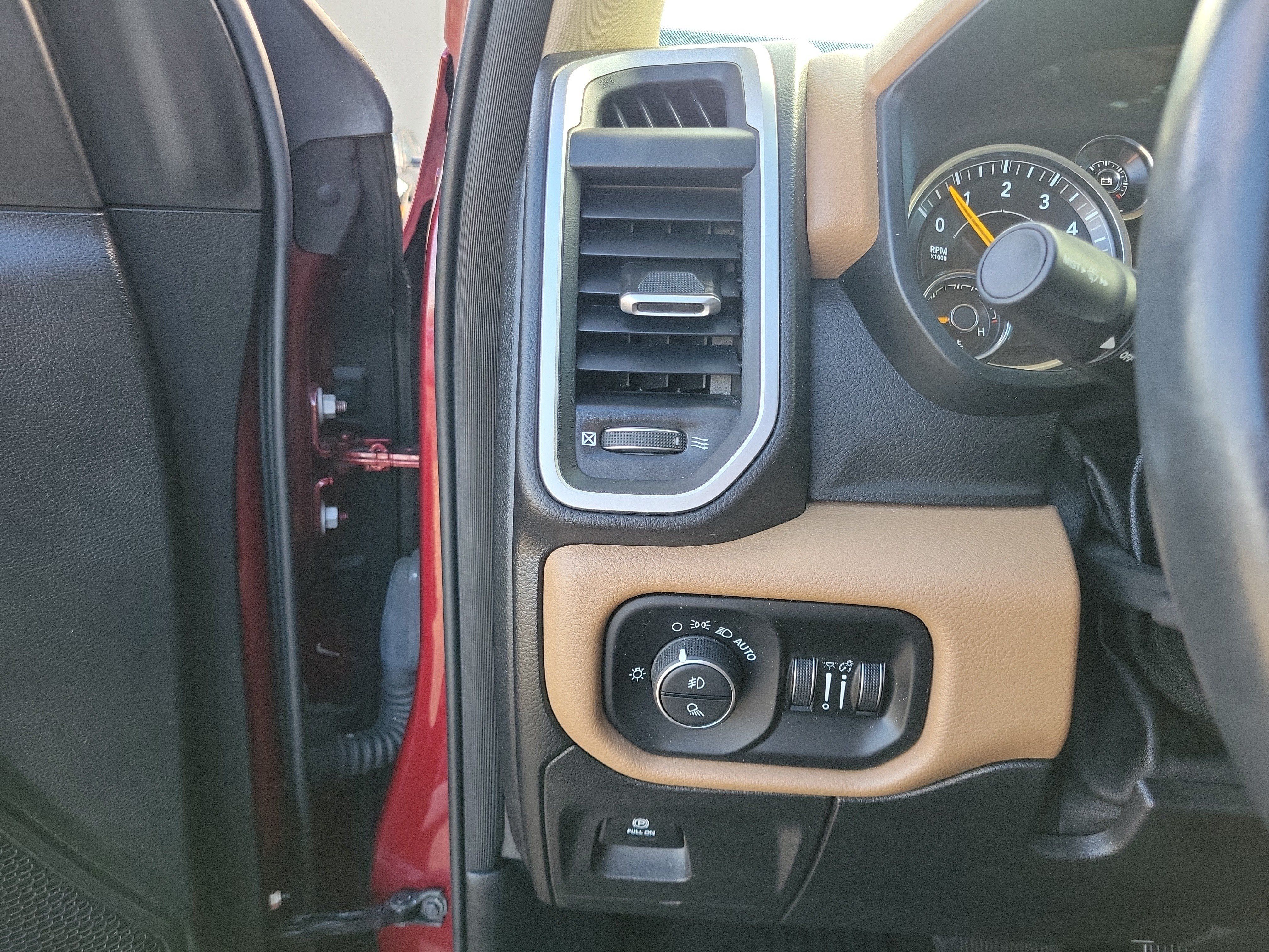 Used 2019 RAM 1500 Big Horn AWD/4WD image 20