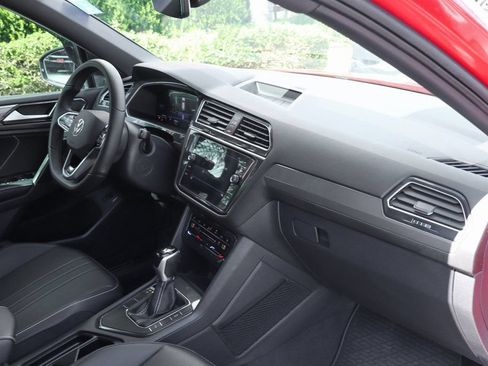 Used 2024 Volkswagen Tiguan SE R-Line FWD image 42