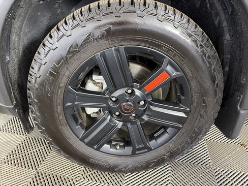 Used 2025 Nissan Rogue SV image 13