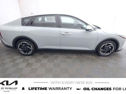 New 2025 Kia K4 EX image 4
