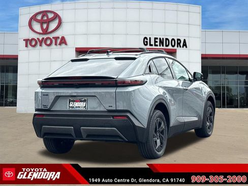 New 2026 Toyota C-HR AWD/4WD image 10