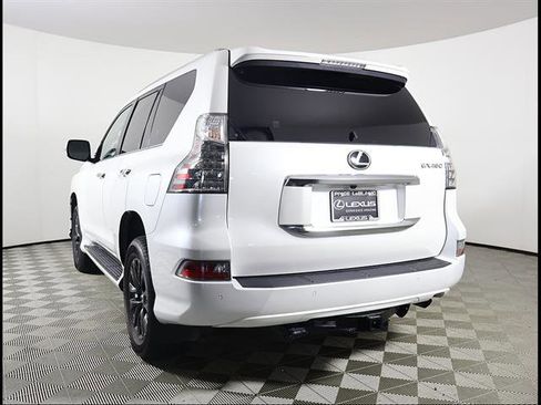 Certified 2023 Lexus GX 460 Premium AWD/4WD image 4