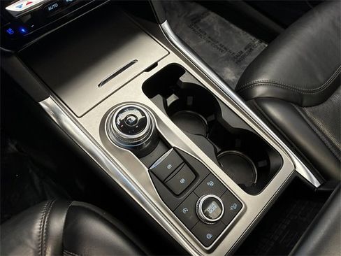 Used 2021 Ford Explorer Platinum w/ Equipment Group 601A image 23