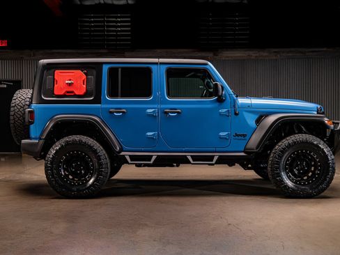 Used 2022 Jeep Wrangler Unlimited Sport AWD/4WD image 11