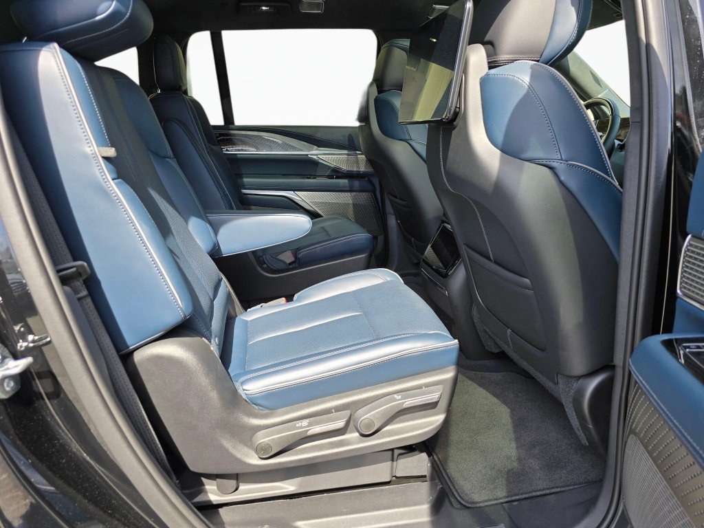New 2025 Cadillac Escalade IQ Sport 2 AWD/4WD image 23