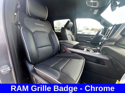Used 2025 RAM 1500 Laramie image 30