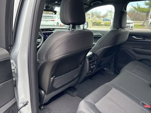 New 2026 Jeep Grand Cherokee Laredo AWD/4WD image 40
