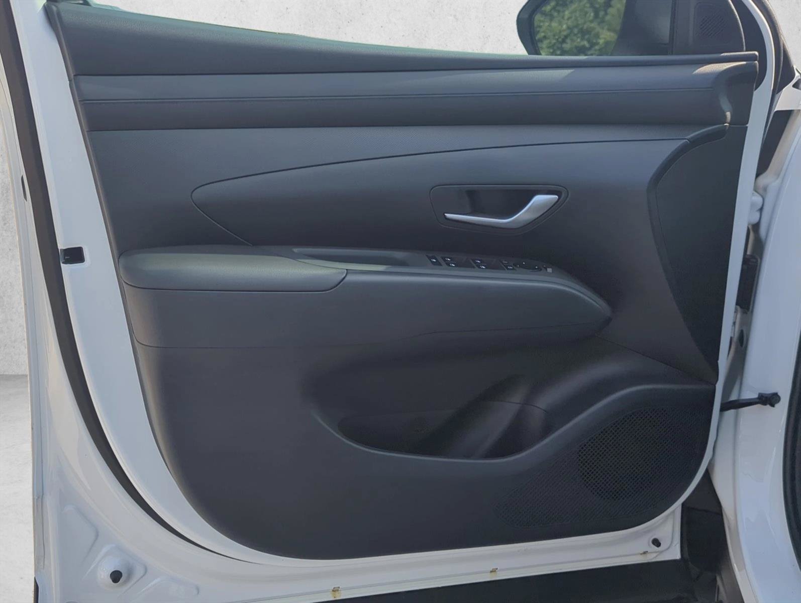 New 2026 Hyundai Tucson Limited FWD image 11