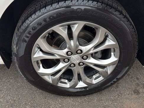 Used 2021 Buick Enclave Avenir w/ Avenir Technology Package image 9