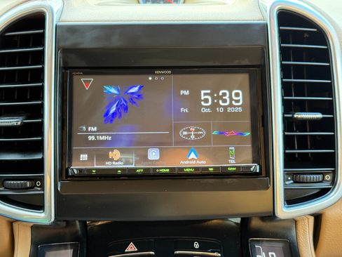 Used 2012 Porsche Cayenne image 61