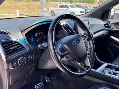 Used 2022 Ford Edge ST AWD/4WD image 11