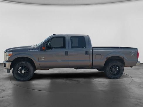 Used 2012 Ford F250 XLT AWD/4WD image 5