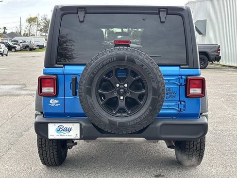 Used 2021 Jeep Wrangler Unlimited Willys image 4