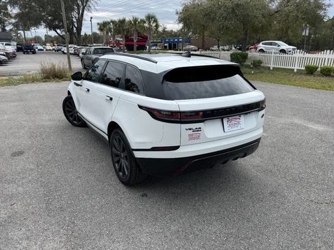 Used 2018 Land Rover Range Rover Velar R-Dynamic HSE image 4