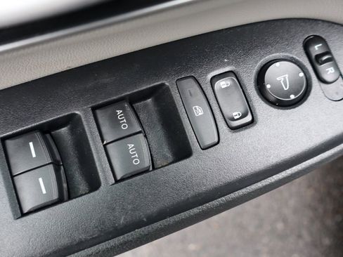 Used 2020 Honda CR-V EX-L image 26